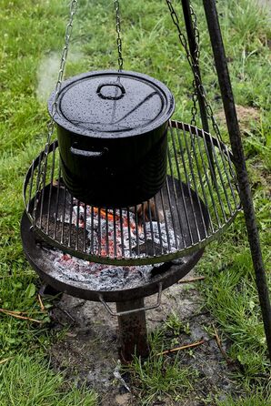 Крышка для кастрюли 32 см эмалированная, черная Riess