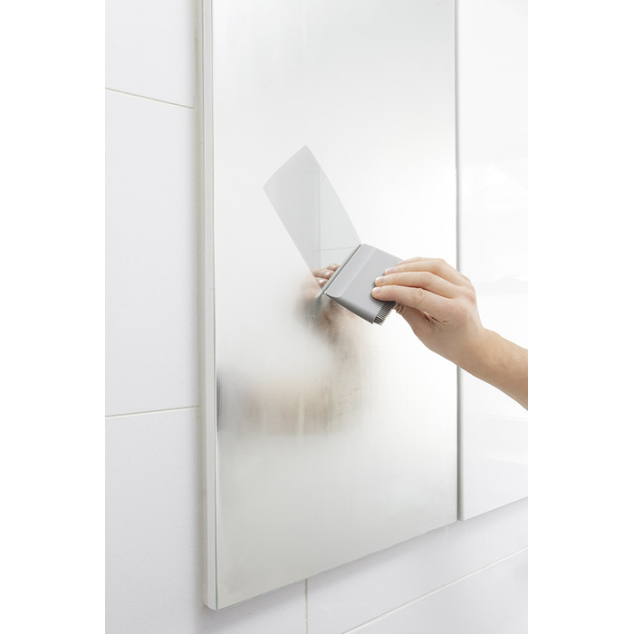 Щітка зі скребком 10,2х7,6х1,5 см сіра Flex Umbra