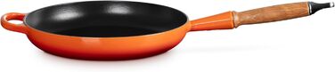 Сковорода чавунна 26 см з дерев'яною ручкою, полум'яно-червоний Signature Le Creuset