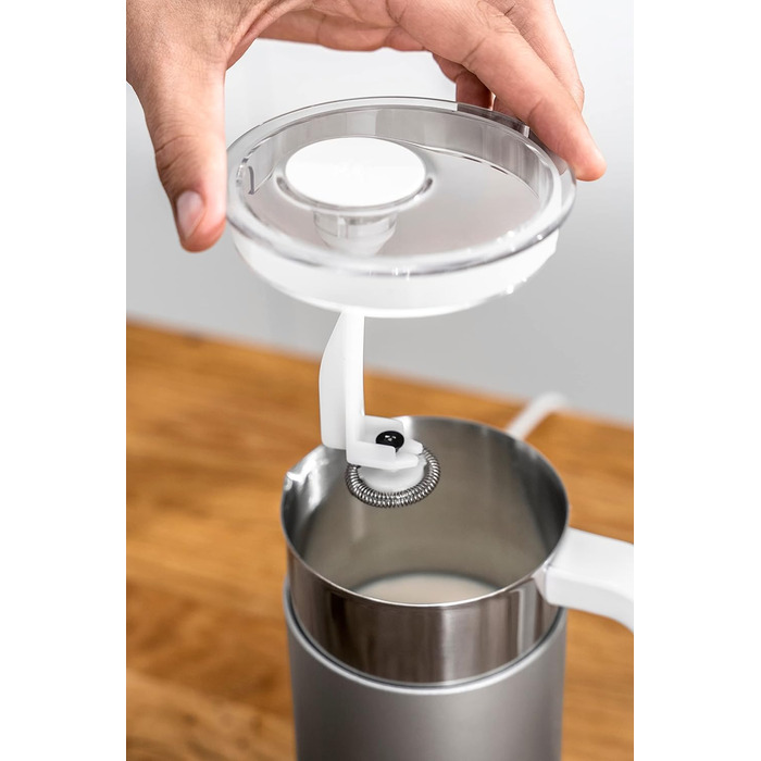 Збивач молока 400 мл білий Enfinigy Zwilling