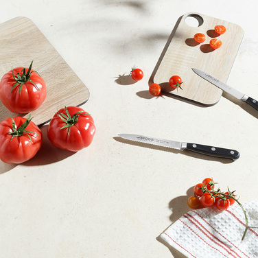 225600 Ніж для томатів 130 мм серія 'Opera'