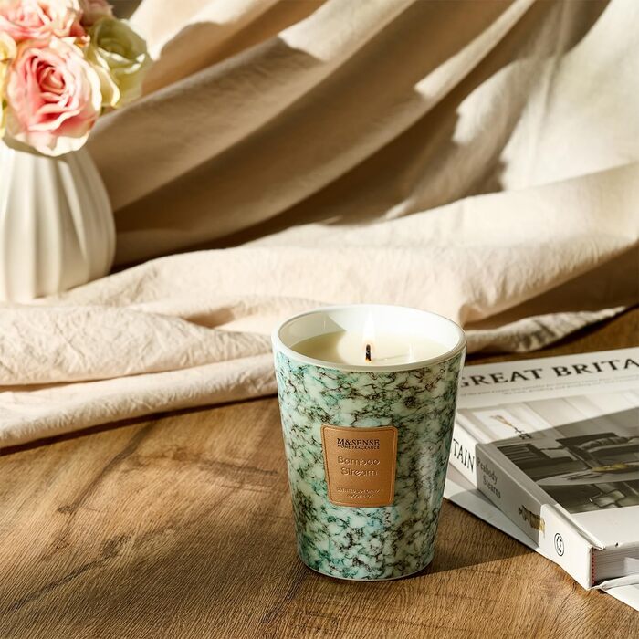 Велика ароматична свічка M&SENSE Чорні ароматичні свічки у склянці Ароматична свічка з натурального соєвого воску Розслаблююча ароматерапія Подарунок для жінок та чоловіків, Різдво Час горіння 75 годин та 2 ґноти (бамбуковий гніт, 400 г)