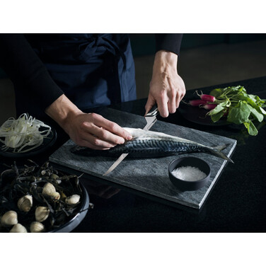 Нож филейный Fiskars Taiten 21 см (1066836)