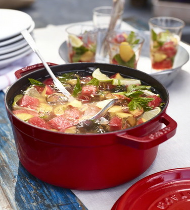 Кокот круглий 26 см, вишневий Staub