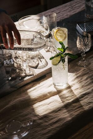 Пластикова пляшка 0,8 л для апарату газування води Carbonator 3, набір 2 предмети Aarke