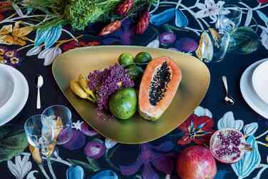 Поднос 40х34 см золотистый Colombina Alessi