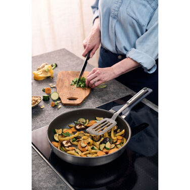 Сковорода 24 см с керамическим антипригарным покрытием Simplify Zwilling