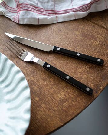 Набор столовых приборов из нержавеющей стали (нож+вилка) GRILLI 88877 Код: 012188