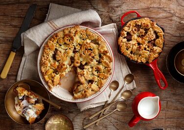 Чавунна сковорода LE CREUSET Signature, кругла, Ø Для всіх типів плит, вкл. підходить для індукції, 1,93 кг, гранатовий, 20182239490422 (вишнево-червоний, 16 см)