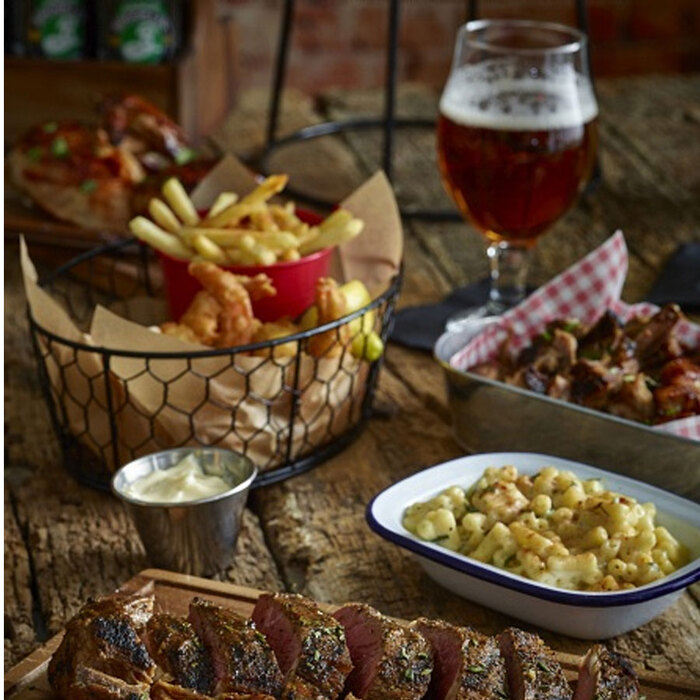 Страва емальована, 20х15х4, 5 см біла з синім обідком, GenWare