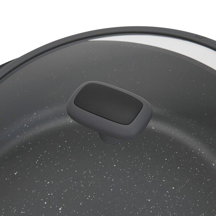 Сотейник Fissman 28x8 см/4,3 л TITANIUM PRO со стеклянной крышкой литой алюминий с антипригарным покрытием (14586)