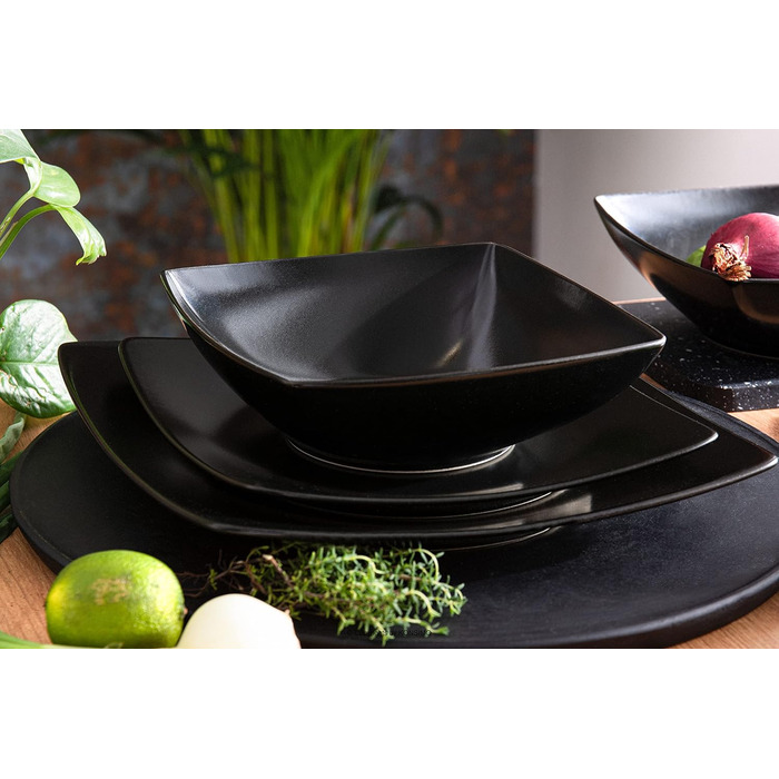 Набір тарілок на 6 персон, 6 тарілок 25x25 см Konsimo