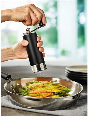 Ручная мельница для перца с кривошипом, классическая регулировка помола, Высота 18 см, дерево/нержавеющая сталь, черный, 37758 Pepper Black Matt