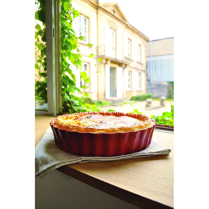 Форма для випікання торта кругла 24 см кремова Emile Henry