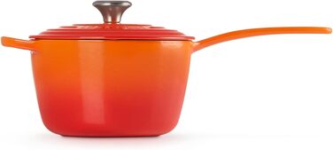 Чавунний сотейник Ø 18 см, 1,8 л з кришкою, полум'яно-червоний Signature Le Creuset