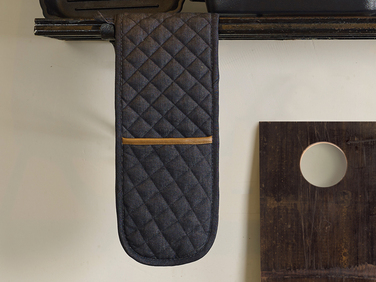 Рукавичка кухонна подвійна, чорна Cuisine CreativeTops