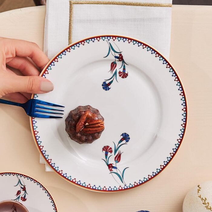 Набір десертів тарілок на 6 персон, 18 предметів Nakkas Karaca