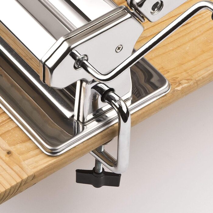 Машинка для пасти G3 Ferrari G20121 Sfoglia Mia, ролики 15 см, 9 налаштувань товщини, 5 видів пасти, корпус з нержавіючої сталі, аксесуари в комплекті, білий колір, з мотором