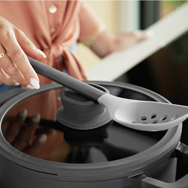 Каструля з антипригарним покриттям BergHOFF LEO STONE+, діам. 24 см, 5,6 л