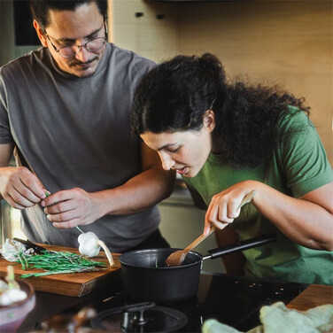 Ківш Fiskars Hard Face 1,8 л (1075524)