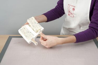 Вафельниця для серця на фруктовому морозиві 780 Вт Bestron