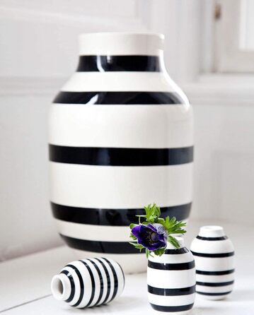 Ваза 31 см чорно-біла Omaggio Kähler