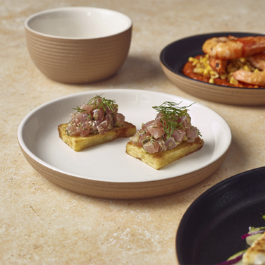 Тарілка 18*h 2.3 см см, Kava White Stoneware Ribbed, GenWare