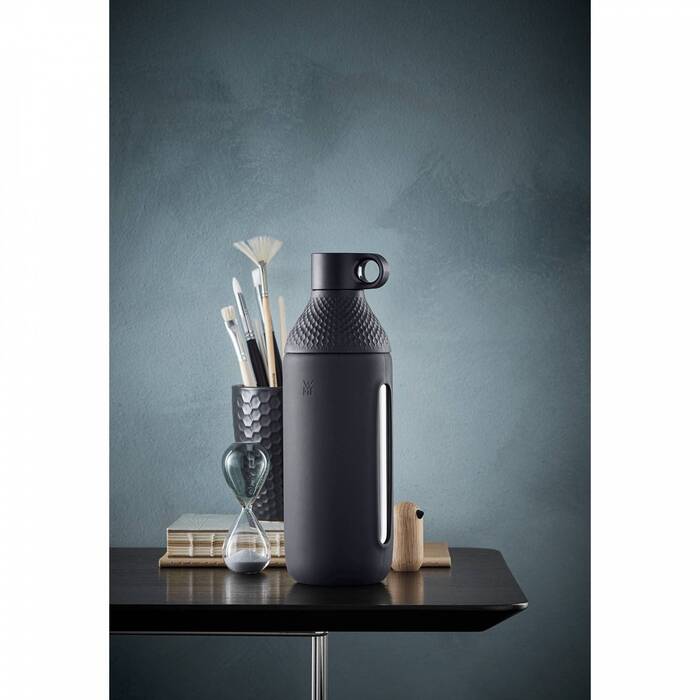 Бутылка для воды с винтовой крышкой 0,5 л, черная Waterkant WMF