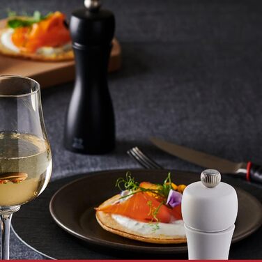 Млин для перцю Млин для солі Таїті 20 см Дует Перець Кристалічна Сіль - Класичне регулювання помелу - Виготовлено з деревини, сертифікованої PEFC - Французьке ноу-хау - Чорно-білий матовий (Pepper Mill, Matt Black)