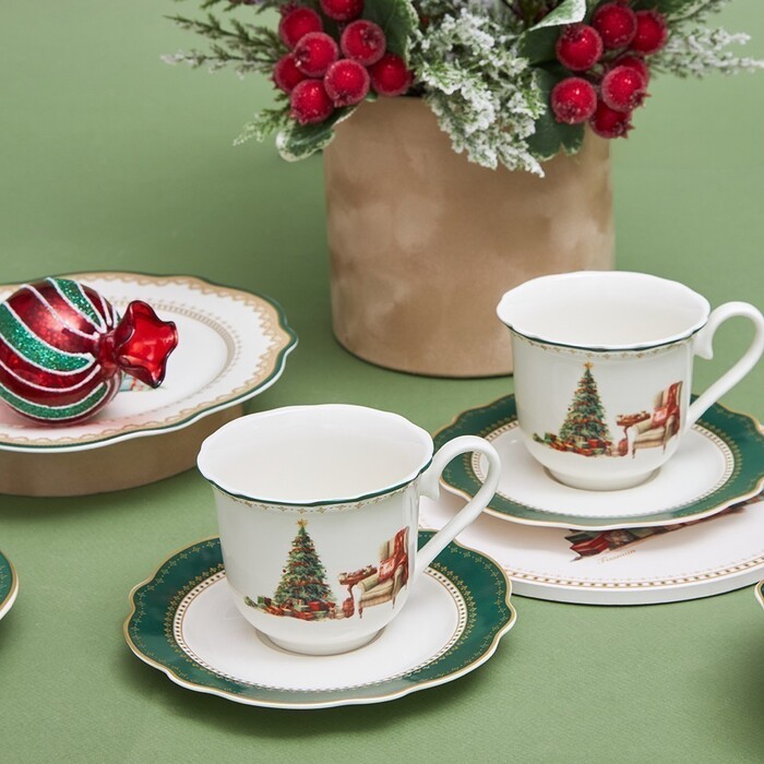 Набір з 2-х кухлів Fissman 250 мл CHRISTMAS EVE з блюдцями порцеляна (13760)