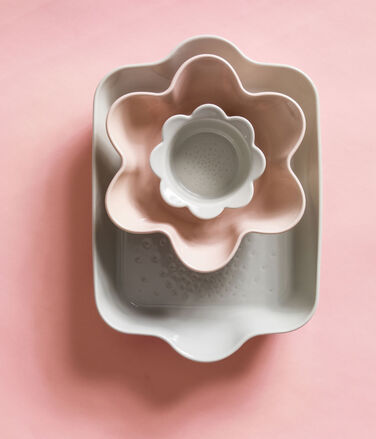 Миска 25 см, рожева Sagaform