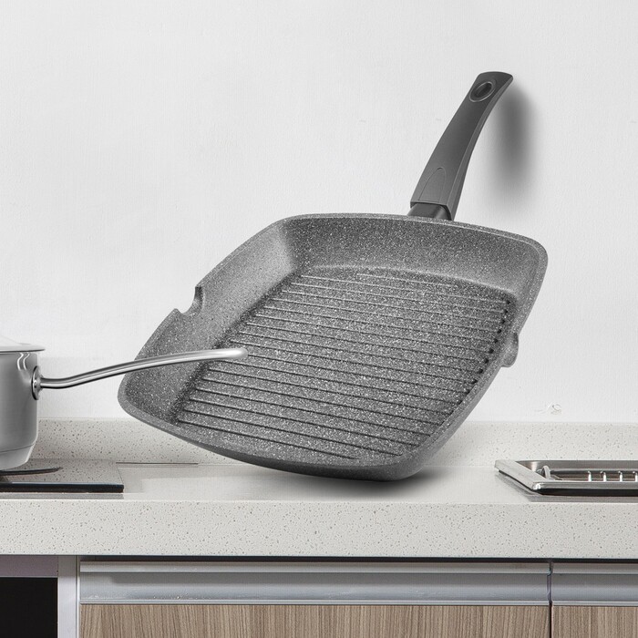 Квадратна сковорідка-гриль Fissman GREY STONE 24x4 см (4977)