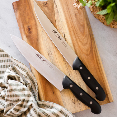 151000 Ніж кухарський  серія 'Maitre' 215 мм