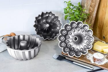 Декоративна форма для випікання Kitchen Craft MASTERCLASS BUTTON, алюмій, 24,7 х 24,7 х 10 см