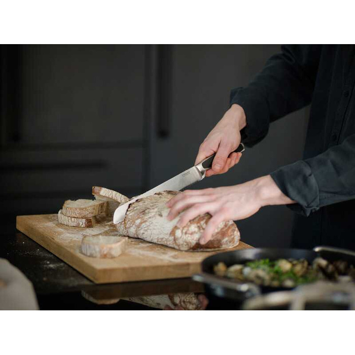 Нож для хлеба Fiskars Royal 23 см (1016470)