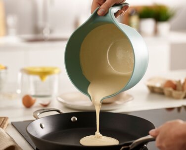 Набір чаш з насадкою-соковижималкою Nest Joseph Joseph