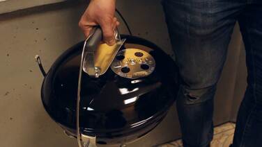 Вугільний гриль, чорний Smokey Joe Weber