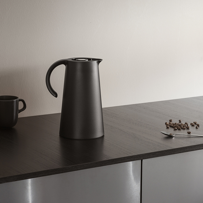 Термокувшін 1 л чорний Rise Eva Solo