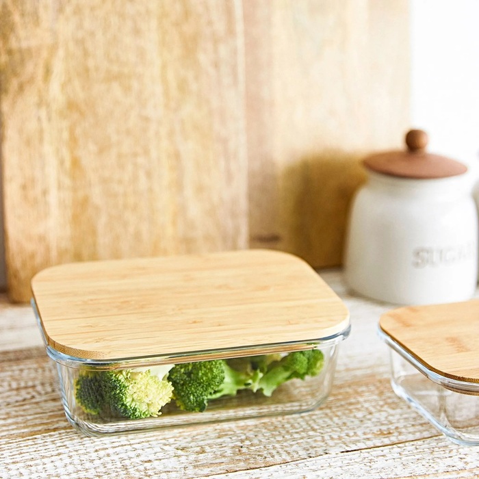 Набір з 4 скляних контейнерів 0,9 л з бамбуковими кришками HOMLA