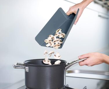 Складна обробна дошка Joseph Joseph Chop2Pot Plus з ручкою - (Синя, маленька - Упаковка з 2 шт. )