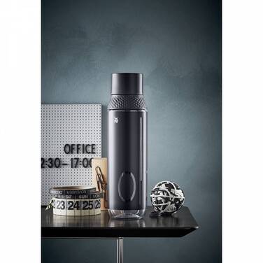 Бутылка для воды 0,75 л, черная Auto-Close Waterkant WMF