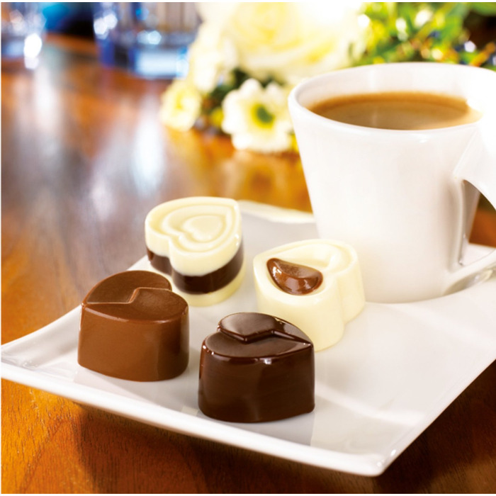 Силіконова форма для приготування цукерок Сердечки Confiserie Dr. Oetker