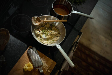 Ковш 1,8л Fiskars Norden, без покрытия (1067637)