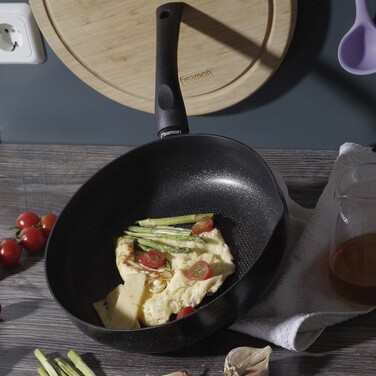 Глибока сковорідка Fissman PROMO 26x7см з носиком (14983)