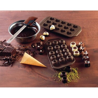 Силіконова форма для приготування цукерок у вигляді сердечок Kaiser