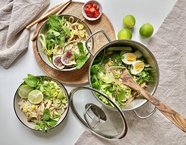 Набір каструль з нержавіючої сталі зі скляними кришками, 4 предмети Klamer