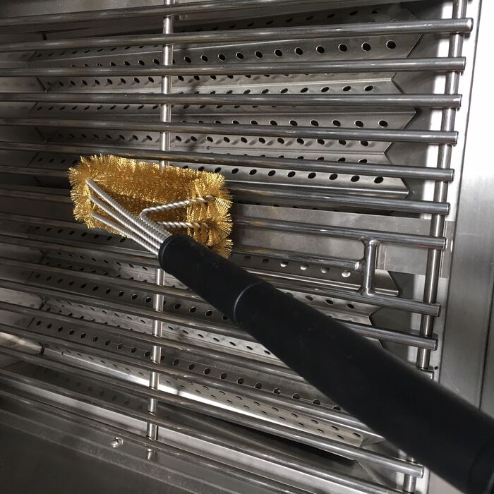 Щетка для гриля SANTOS трехрядная, латунная, 45 см 897481 Код: 011533