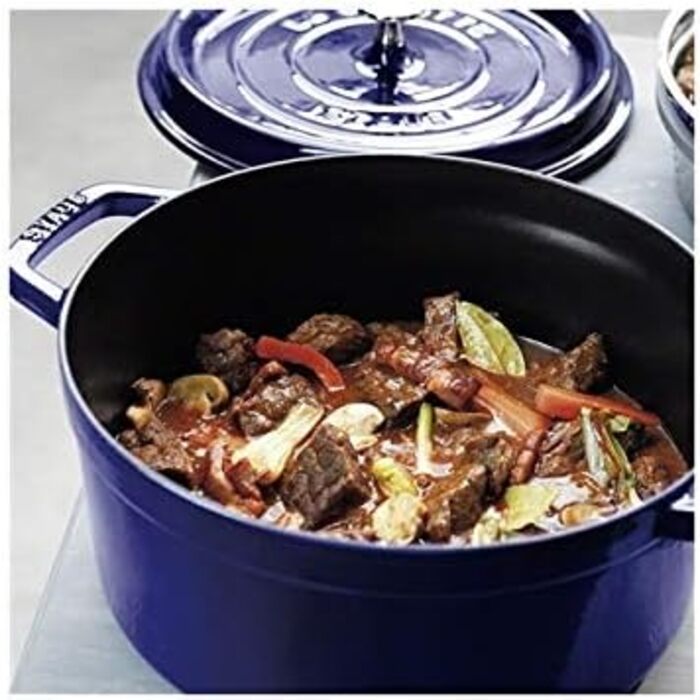 Кастрюля / жаровня 24 см с крышкой Dark Blue Staub
