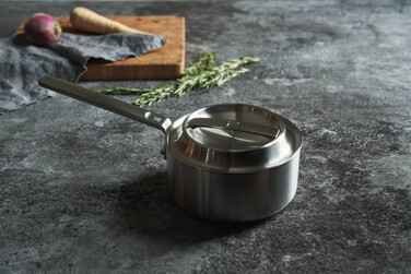 Ковш 1,8л Fiskars Norden, без покрытия (1067637)