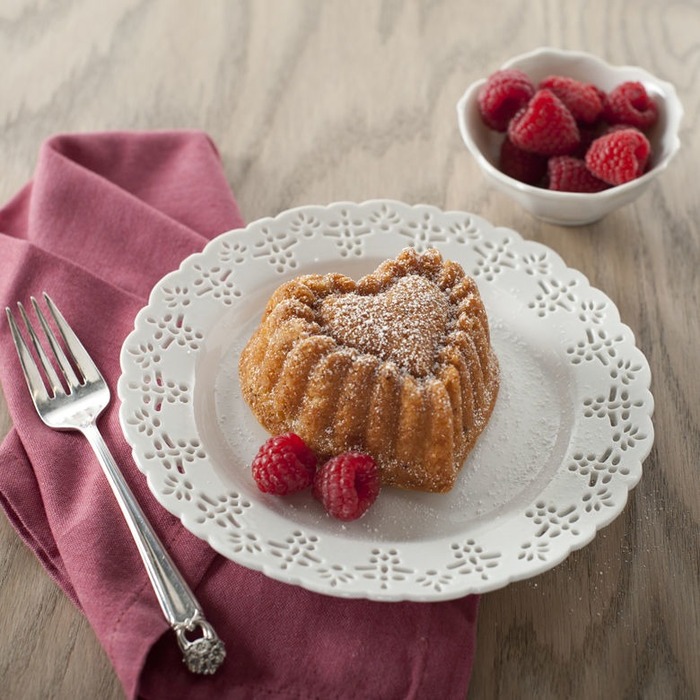 Форма для выпечки Nordic Ware Heart, 38 х 22 х 4 см